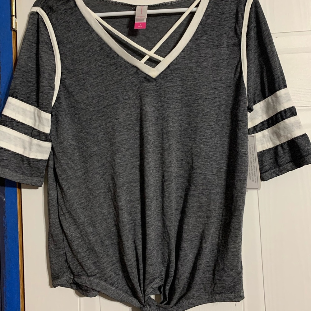 Short sleeve